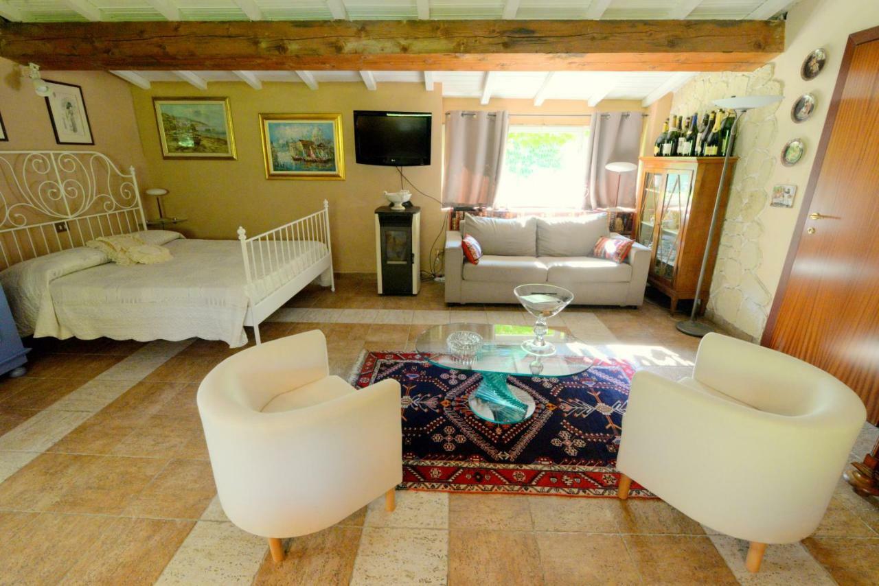 Lago Gabbiano Podere Casanova Пистойя Экстерьер фото
